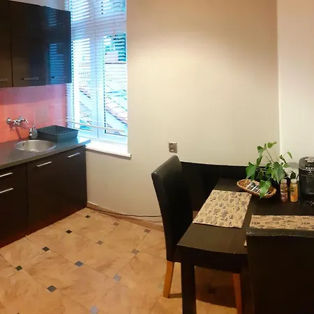 Kawalerka Przy Plazy Apartment